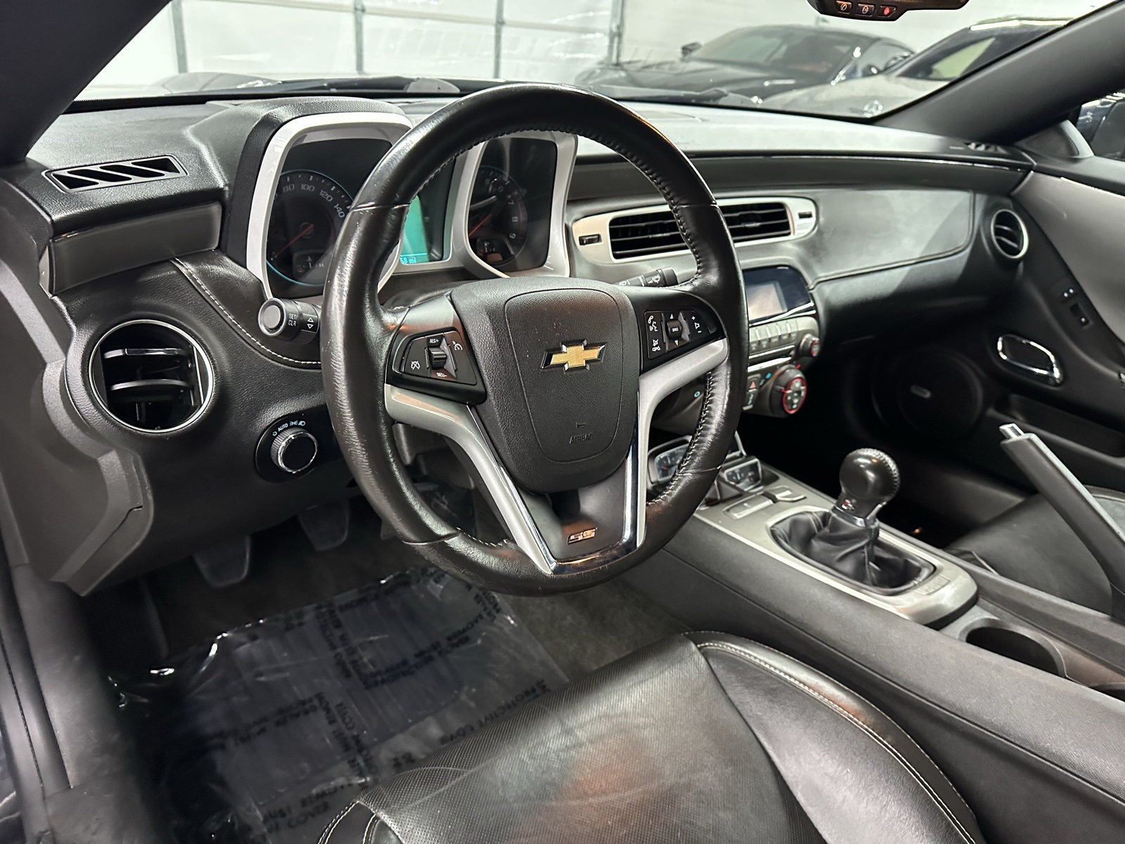 Vehicle image 17 of 26