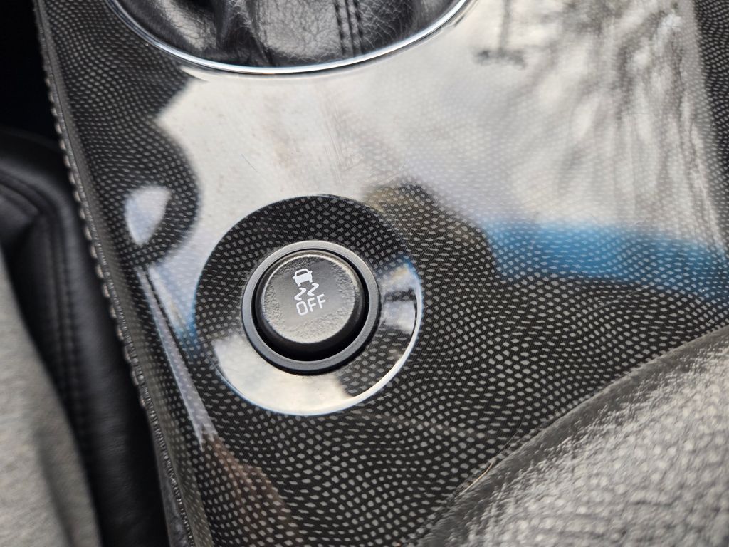 2012 Chevrolet Corvette 3LT Image 28 of 30