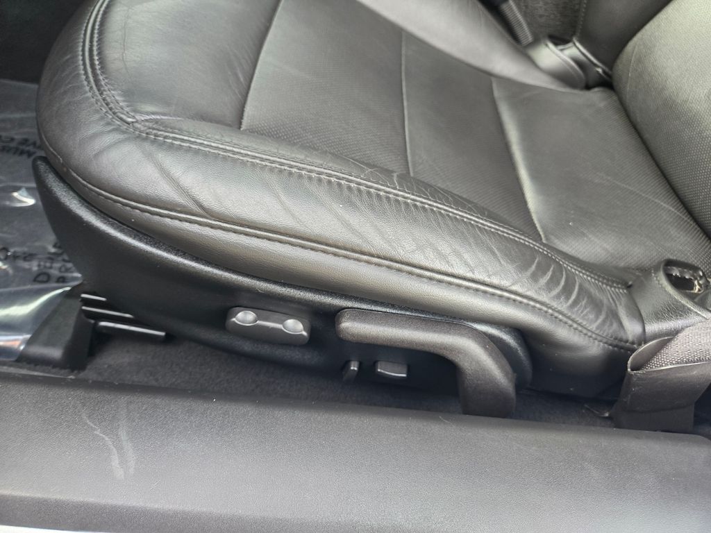 2012 Chevrolet Corvette 3LT Image 17 of 30