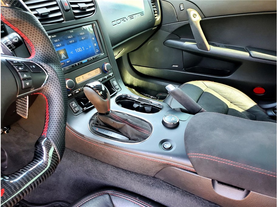 Vehicle image 18 of 60