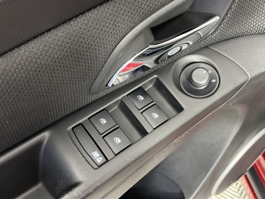 2012 Chevrolet Cruze LT 1LT Image 23 of 30