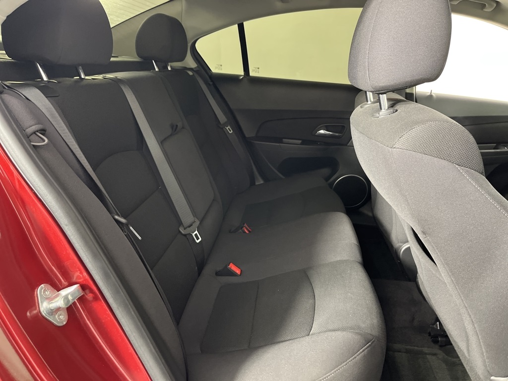 2012 Chevrolet Cruze LT 1LT Image 9 of 30