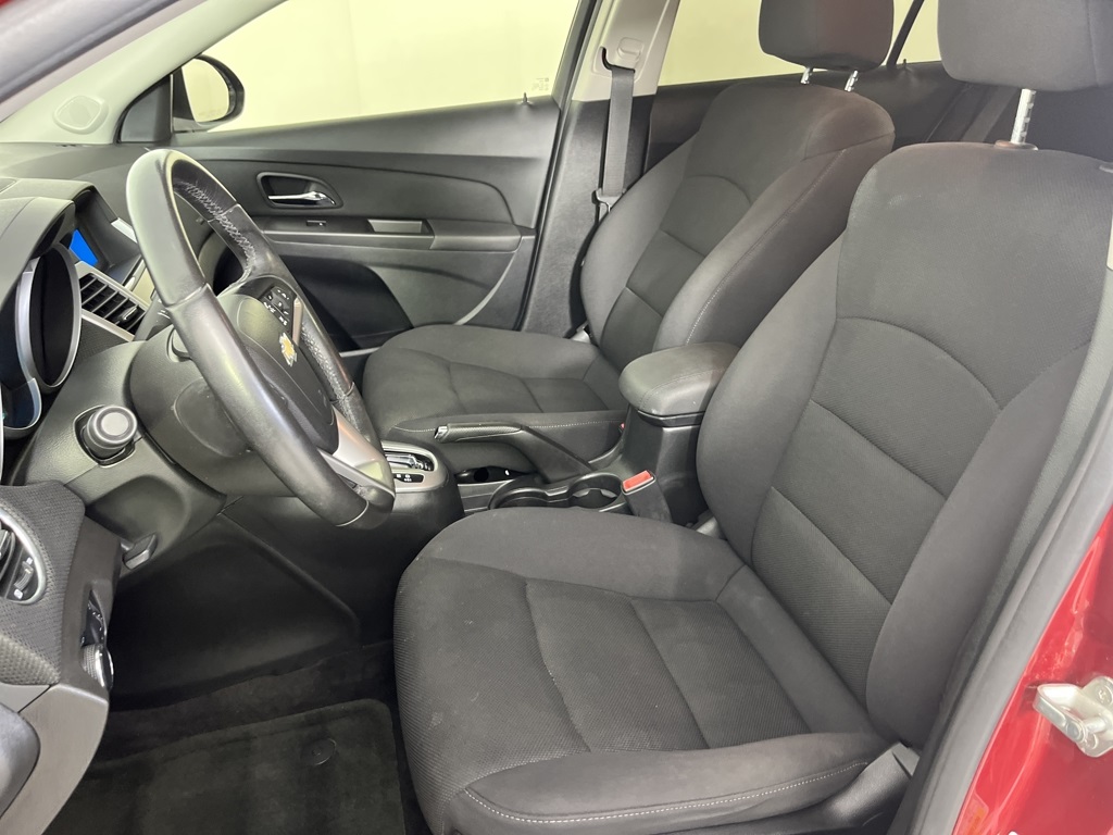 2012 Chevrolet Cruze LT 1LT Image 10 of 30