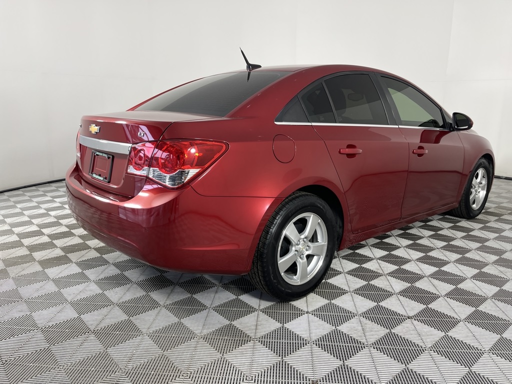 2012 Chevrolet Cruze LT 1LT Image 4 of 30