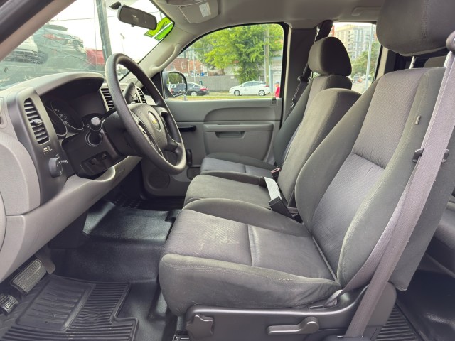 Vehicle image 16 of 37