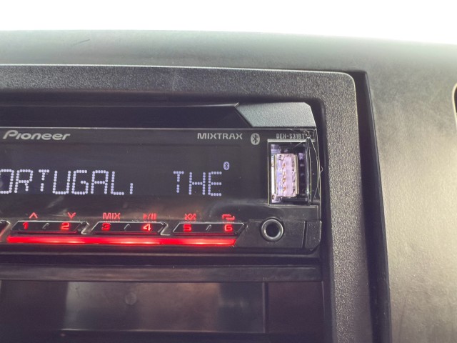 Vehicle image 29 of 37