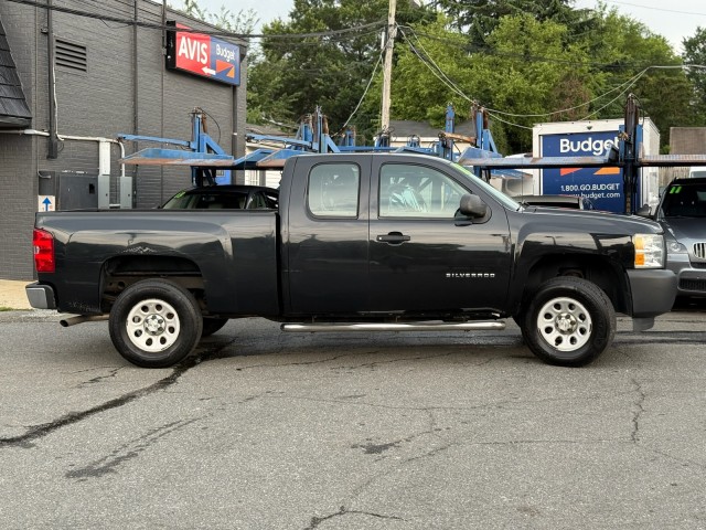 Vehicle image 3 of 37