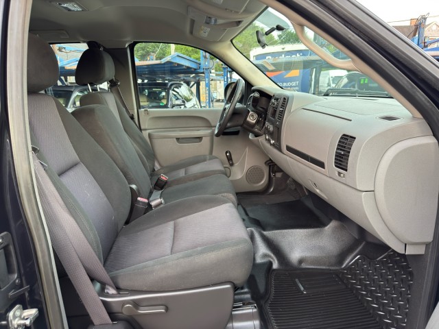 Vehicle image 15 of 37