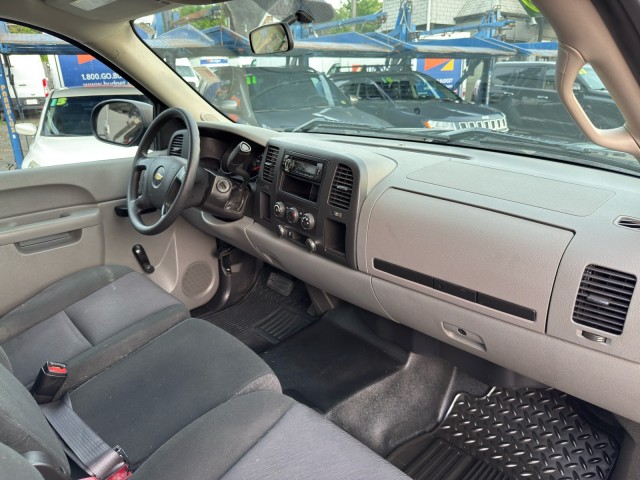 Vehicle image 20 of 37