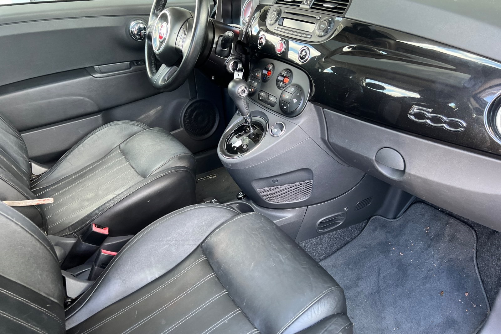 Vehicle image 23 of 26