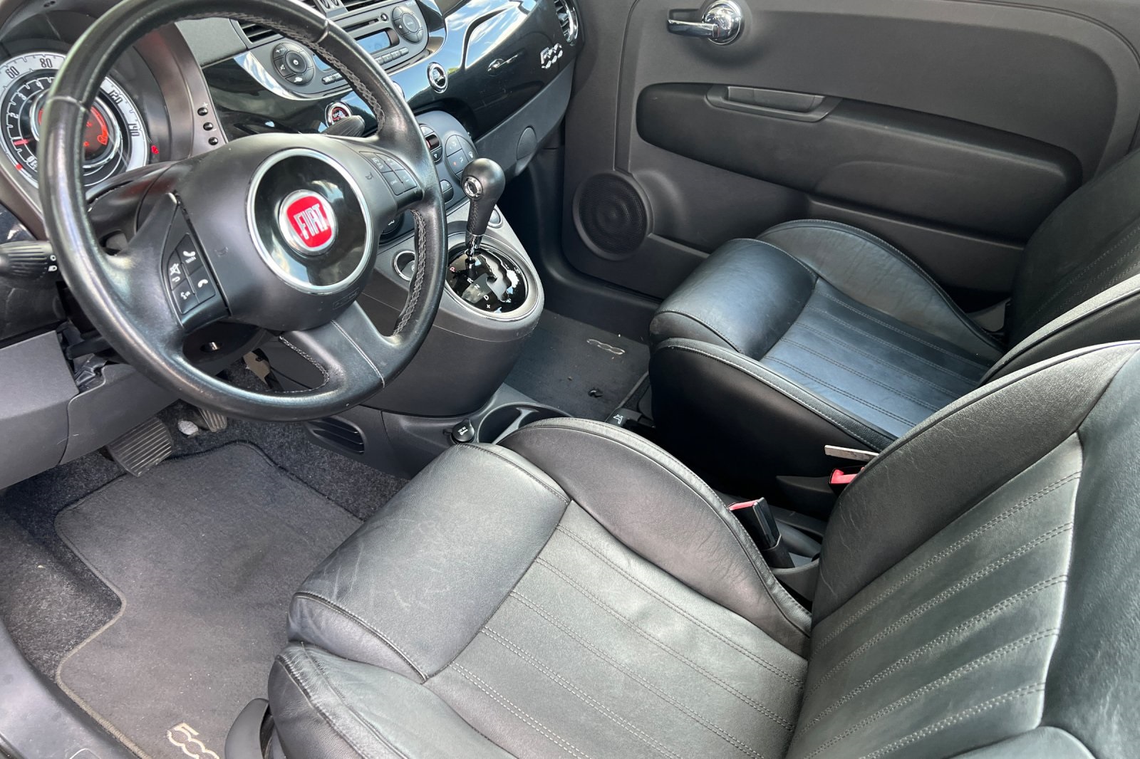 Vehicle image 24 of 26