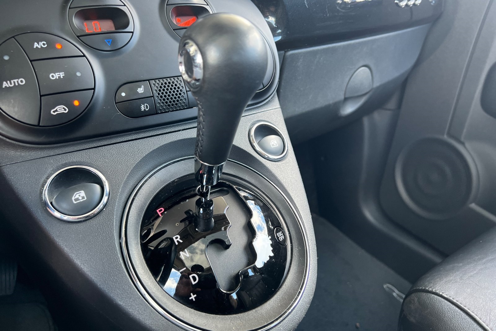 Vehicle image 20 of 26