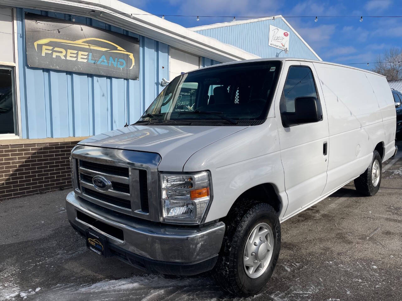 2012 Ford Econoline Cargo Van Image 1 of 42