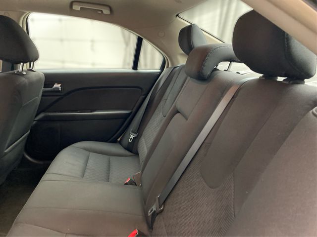 2012 Ford Fusion SE Image 14 of 26