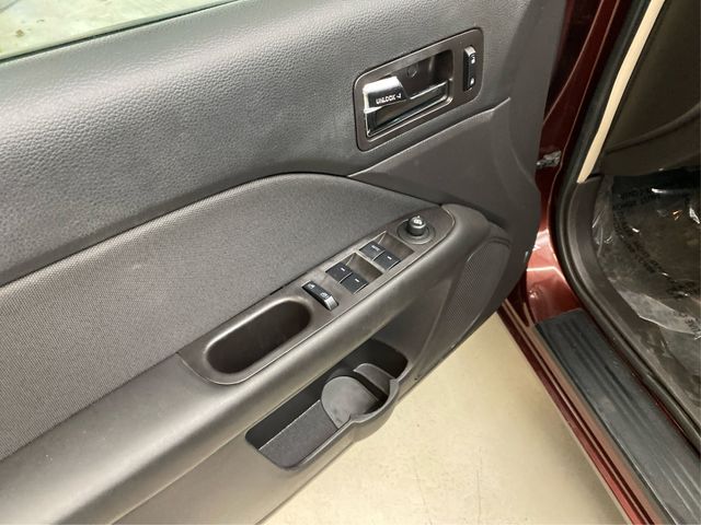 2012 Ford Fusion SE Image 23 of 26