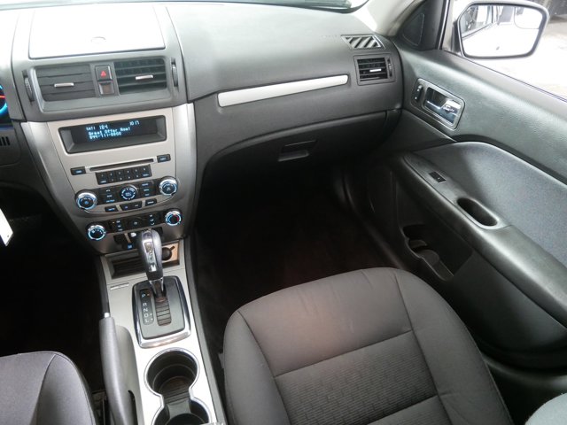 2012 Ford Fusion SE Image 30 of 33