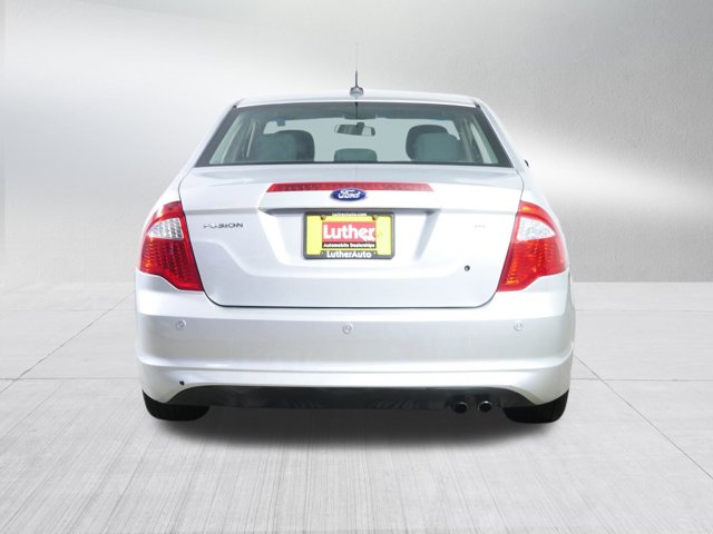 2012 Ford Fusion SE Image 6 of 33