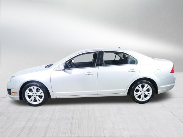 2012 Ford Fusion SE Image 8 of 33