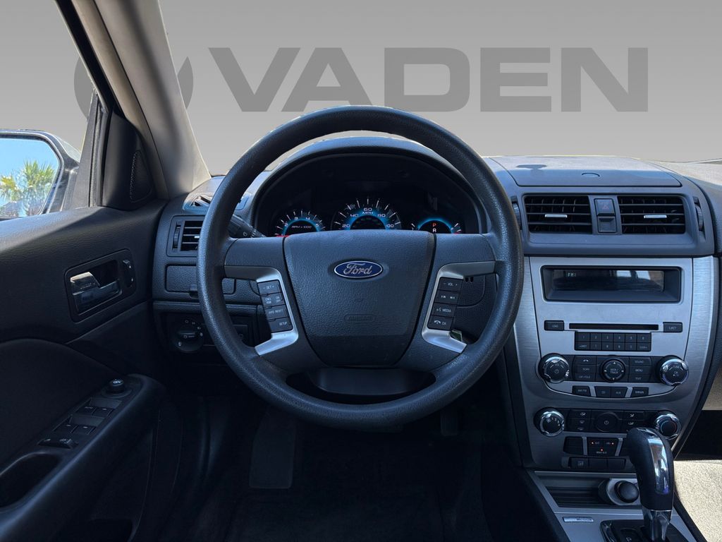 2012 Ford Fusion SE Image 14 of 25