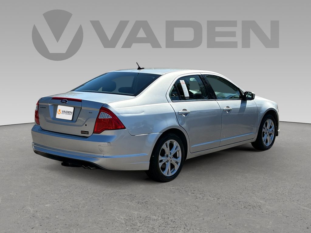 2012 Ford Fusion SE Image 5 of 25