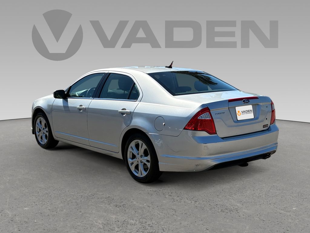 2012 Ford Fusion SE Image 7 of 25