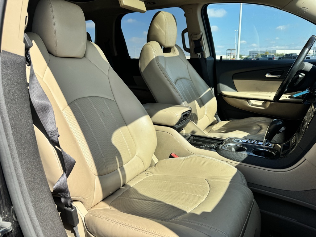 2012 GMC Acadia Denali Image 11 of 29