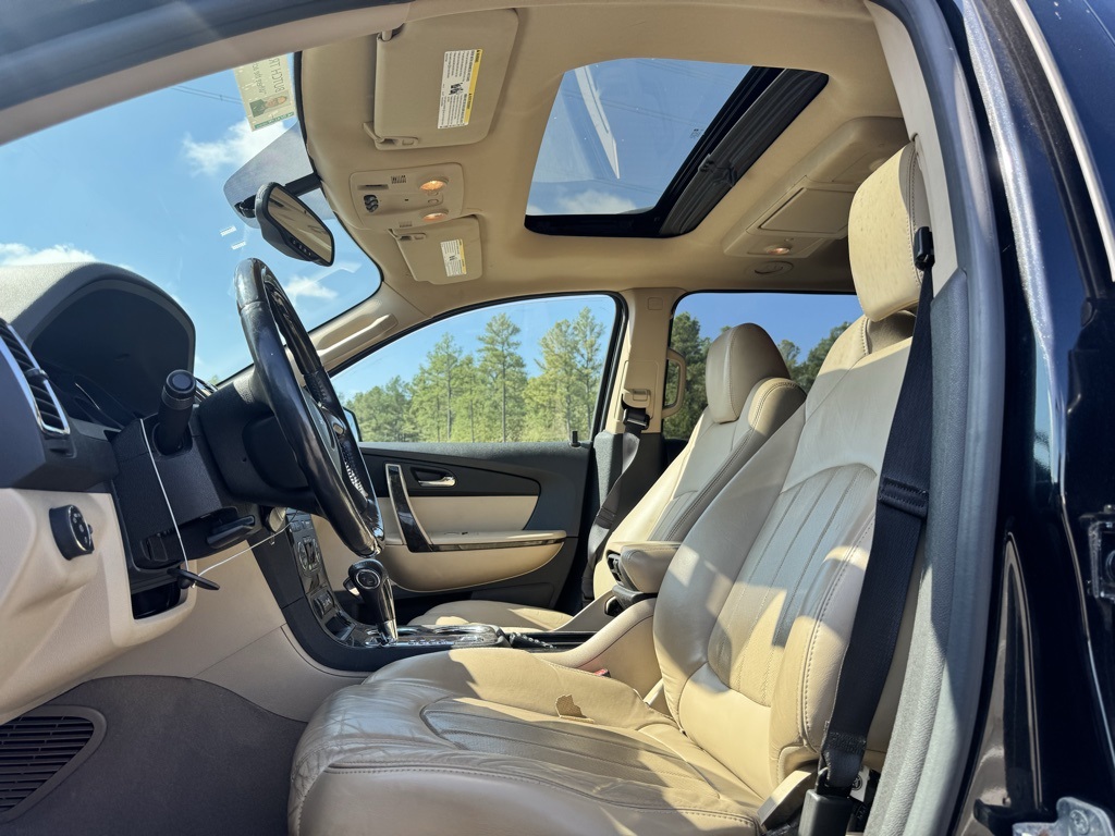 2012 GMC Acadia Denali Image 14 of 29