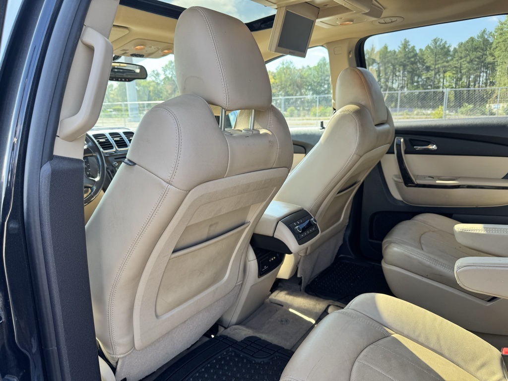 2012 GMC Acadia Denali Image 12 of 29