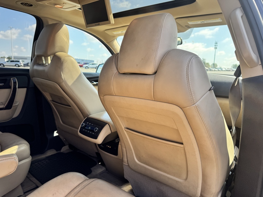 2012 GMC Acadia Denali Image 8 of 29