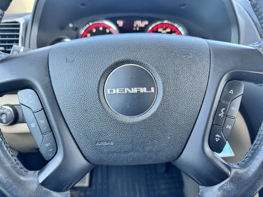 2012 GMC Acadia Denali Image 20 of 29