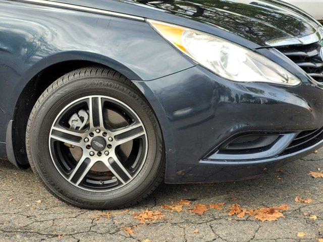 2012 Hyundai Sonata GLS Image 6 of 29