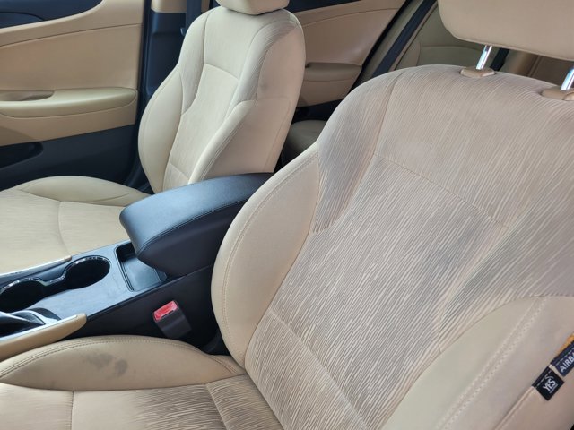 2012 Hyundai Sonata GLS Image 10 of 29