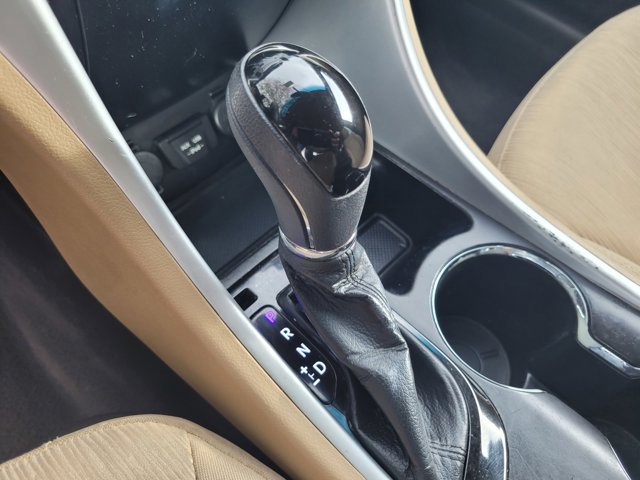 2012 Hyundai Sonata GLS Image 16 of 29