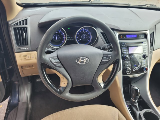 2012 Hyundai Sonata GLS Image 12 of 29