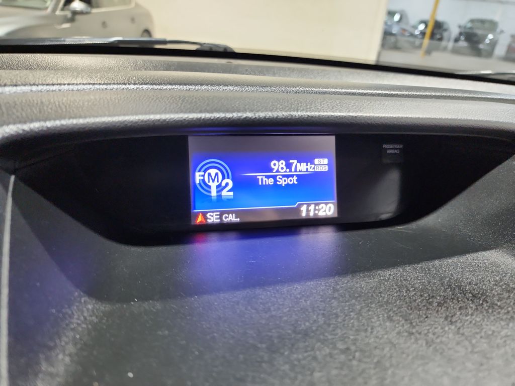 Vehicle image 31 of 52