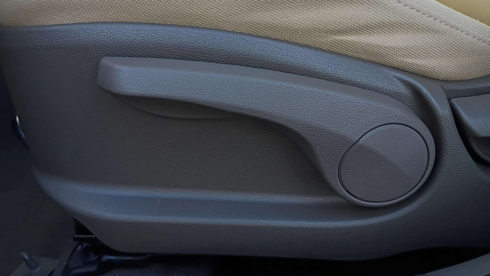 2012 Hyundai Accent GLS Image 49 of 49