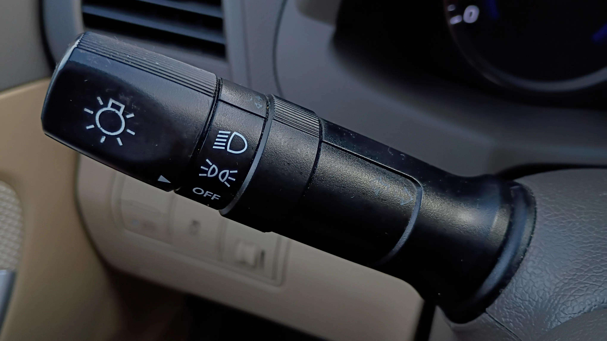 2012 Hyundai Accent GLS Image 35 of 49