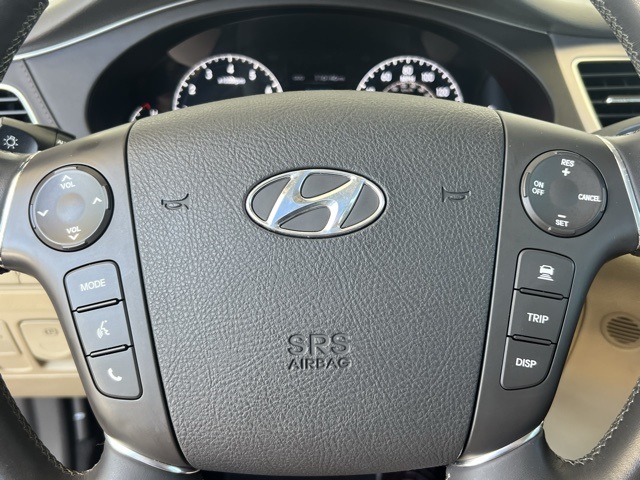Vehicle image 9 of 31