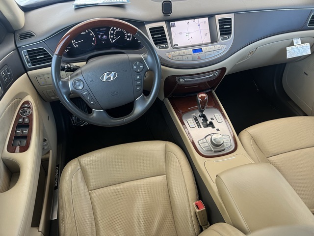 Vehicle image 8 of 31