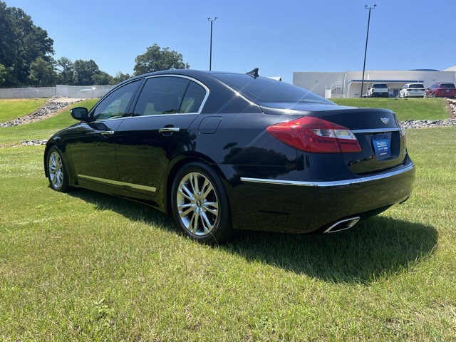 Vehicle image 2 of 31