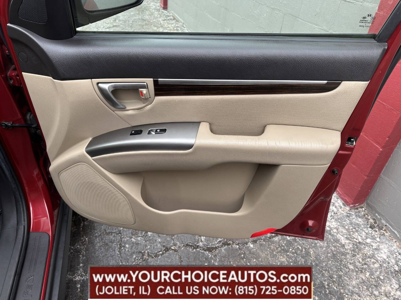 Vehicle image 21 of 43