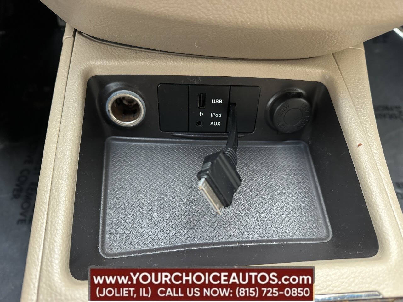 Vehicle image 38 of 43