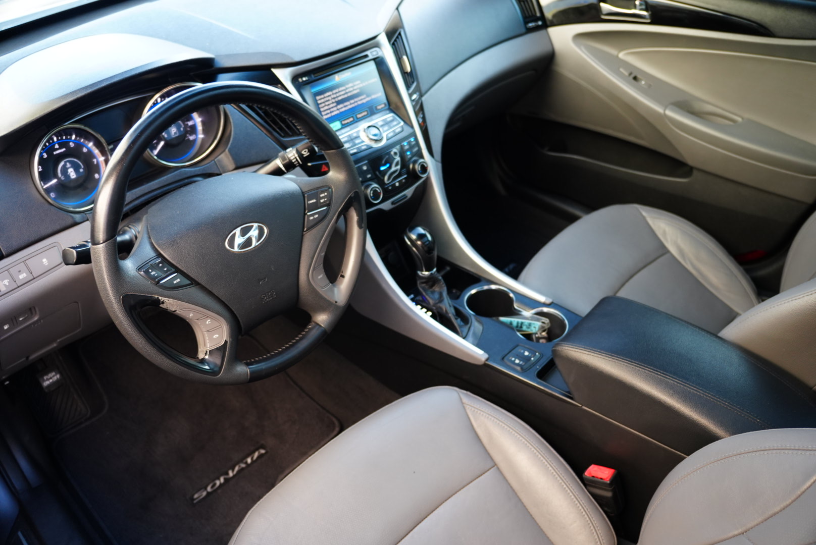 2012 Hyundai Sonata 2.4L Limited PZEV Image 14 of 16