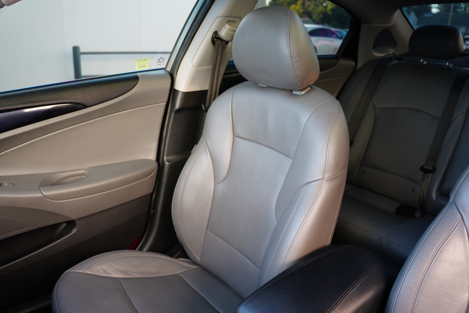 2012 Hyundai Sonata 2.4L Limited PZEV Image 8 of 16
