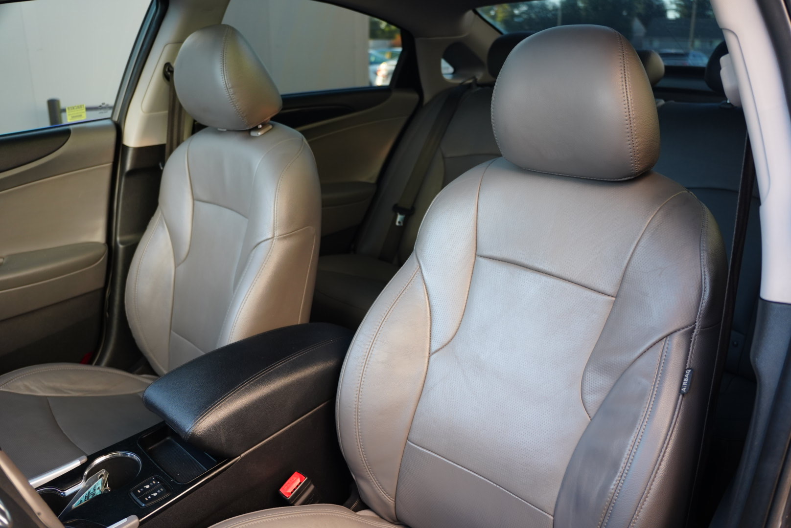 2012 Hyundai Sonata 2.4L Limited PZEV Image 10 of 16