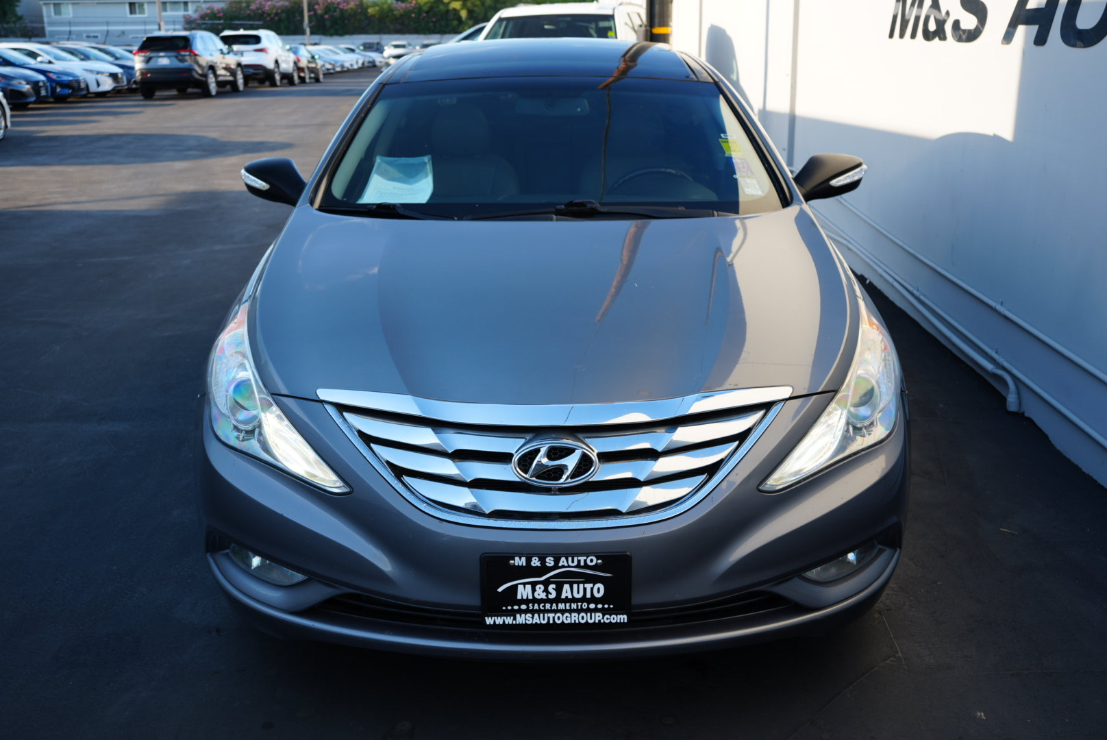 2012 Hyundai Sonata 2.4L Limited PZEV Image 2 of 16