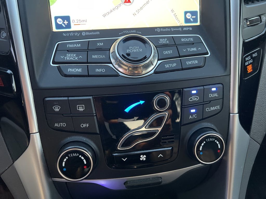 2012 Hyundai Sonata 2.4L Limited Image 17 of 27