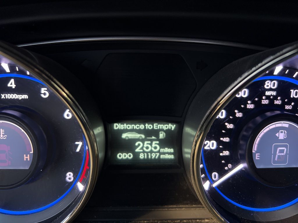 2012 Hyundai Sonata 2.4L Limited Image 13 of 27