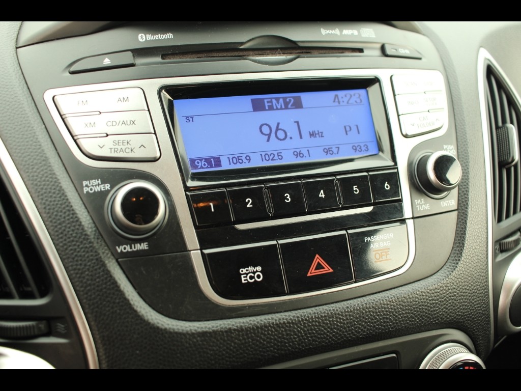 Vehicle image 18 of 28