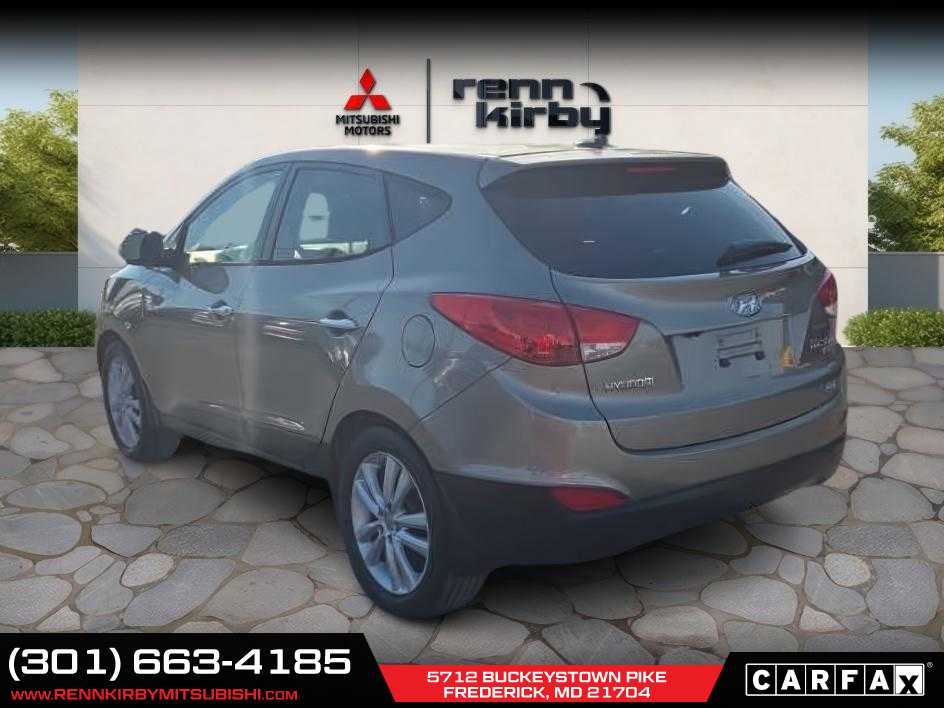 2012 Hyundai Tucson Limited PZEV Image 5 of 16